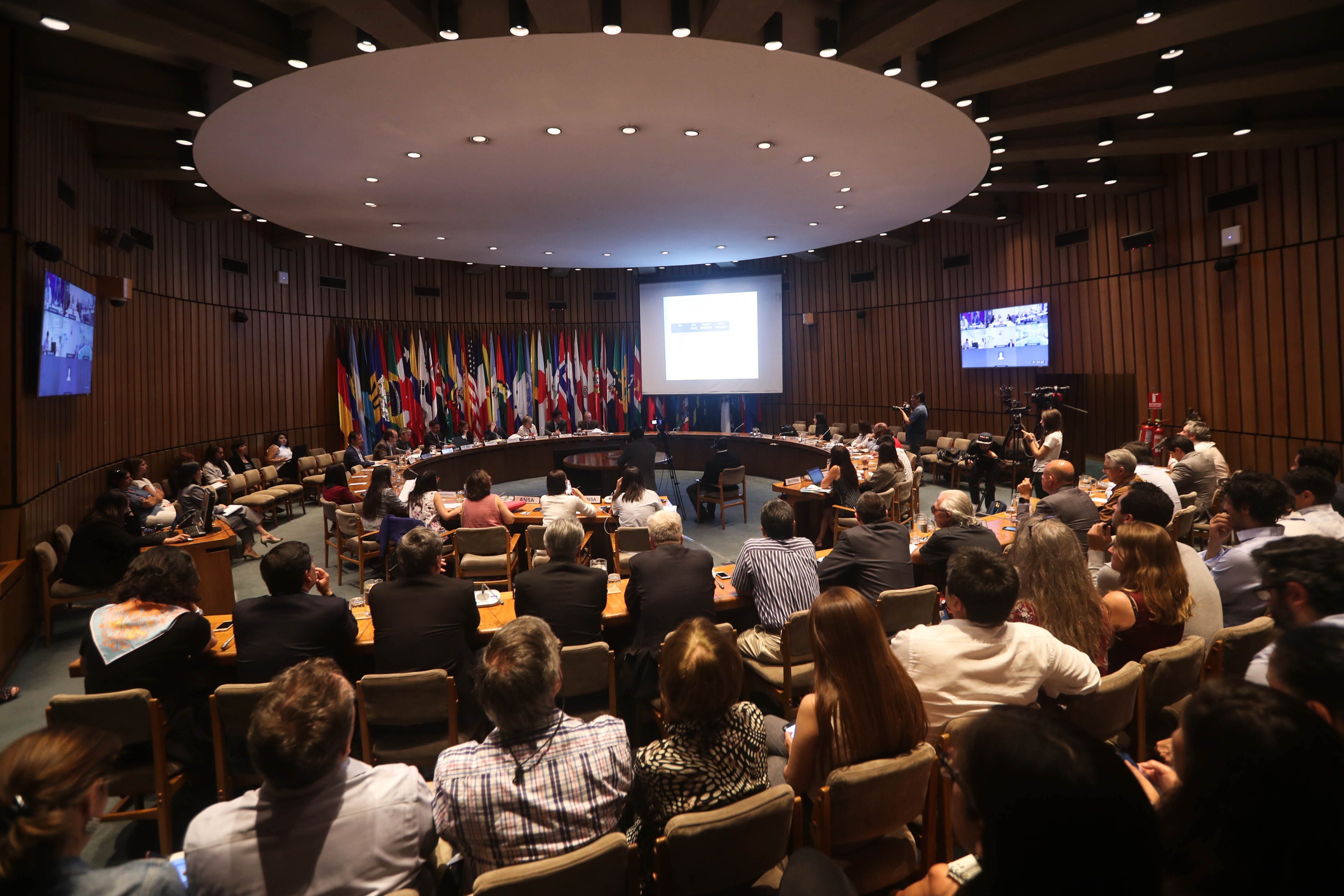 The UN Economic Commission for Latin America and the Caribbean (ECLAC) presents a report in Santiago, Chile, on Jan. 15, 2019, which says that more than 10 percent of Latin Americans live in extreme poverty. EFE