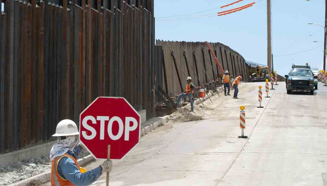 Trump shades his bigoted targeting of Latinos with another justification for that hugely expensive wall: blocking terrorists. EFE
