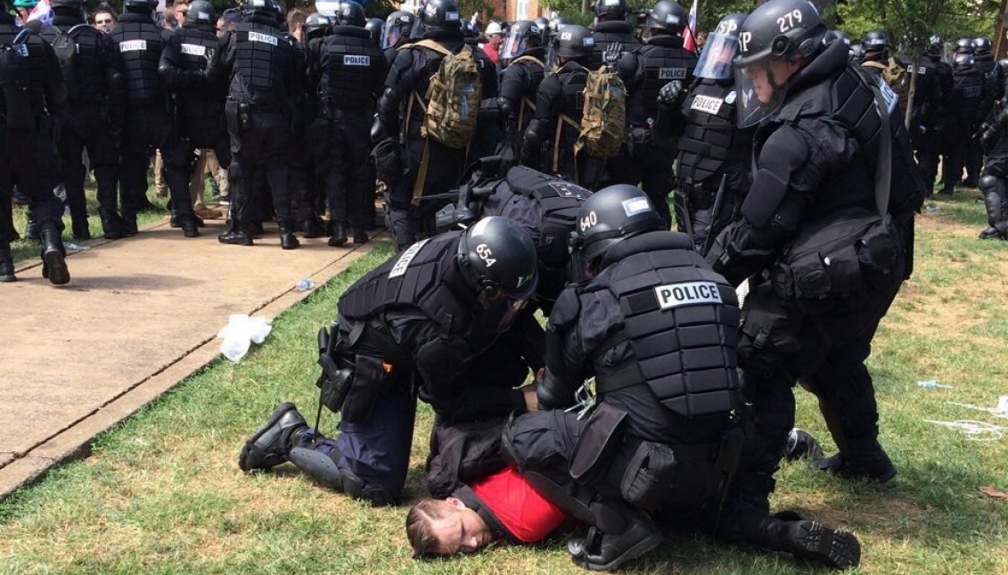 Demonstrations by white and neo-confederate supremacists in Charlottesville in August led to one of the worst violent clashes between right-wing extremists and civil rights organizations. EFE