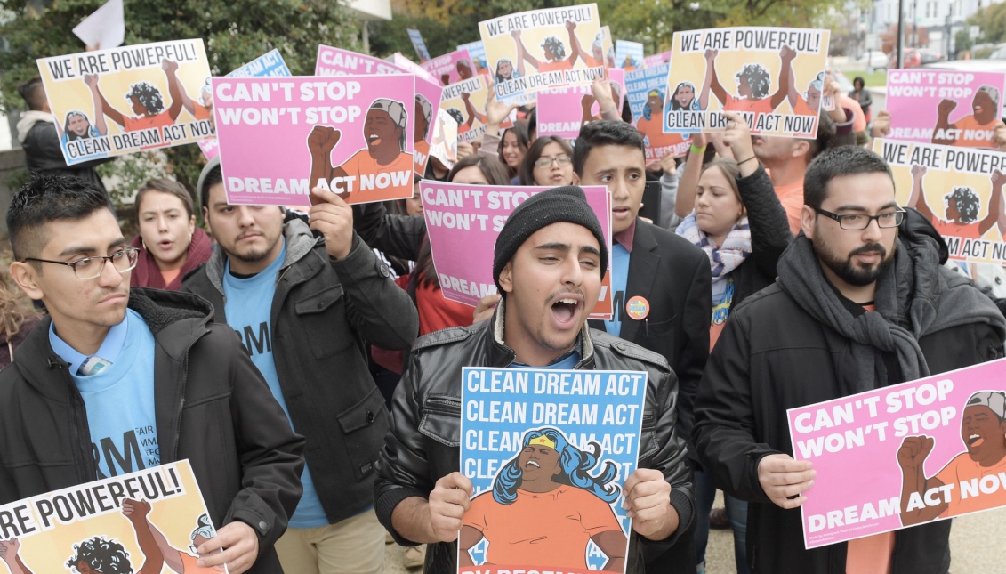 Hundreds of young "dreamers" from different states of the country during a rally to request the approval of the Clean Dream Act last Thursday, November 9 in Washington D.C. EFE