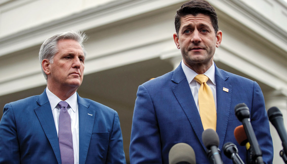 Speaker of the House of Representatives, Republican Paul Ryan (d), and House leader, Republican Kevin McCarthy (i), hold a press conference in the White House after meeting with U.S. President Donald Trump said he would not sign the Senate budget proposal. EFE