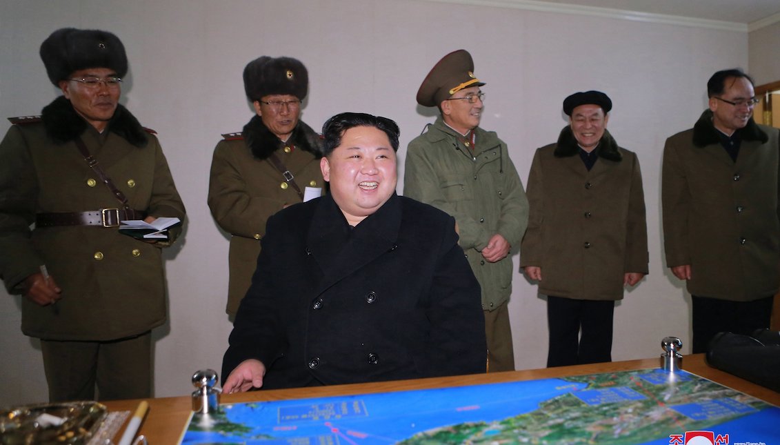 North Korean leader Kim Jong-un (c) orders the launch of the new intercontinental missile, a larger and better designed model that highlights the regime's armament advances, on November 28, 2017. Pyongyang showed on November 30, 2017, with the publication of 42 photographs, the new intercontinental ballistic missile (ICBM), the Hwasong-15 (Mars-15 in Korean), fired under the supervision of Kim Jong-un. EFE / Kcna