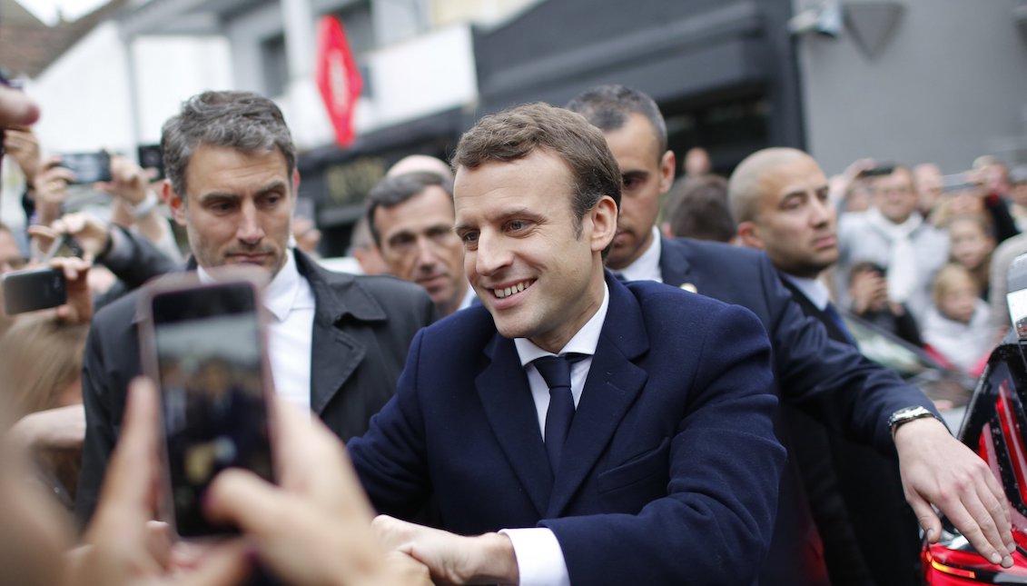 Tras un resultado muy justo en la primera vuelta, Emmanuel Macron ha sido escogido hoy como el nuevo presidente de Francia. EFE/EPA/THIBAULT VANDERMERSCH
