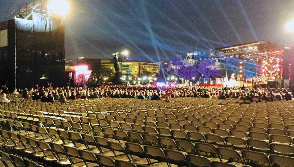 View of the White House decorated with Christmas lights during the Christmas National Tree illumination ceremony at the Elipse, south of the White House in Washington, DC (USA). This is the 95th annual lighting ceremony; Calvin Coolidge lit the first national Christmas tree in 1923. Photo taken from Steve Rudin ABC's twitter
