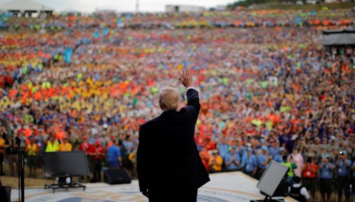 El Presidente Trump frente a 40.000 niños scouts. Fuente: The Washington Post
