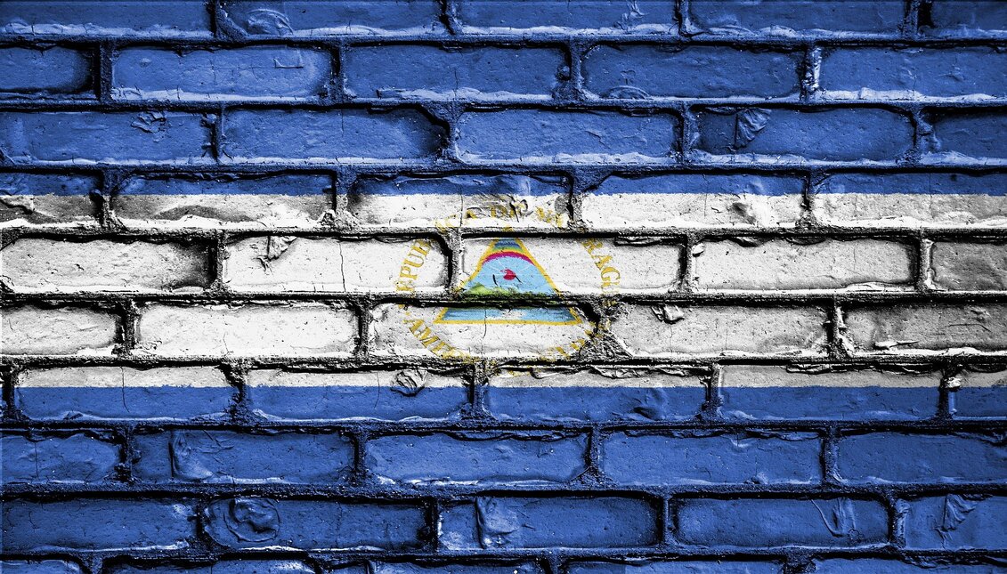 Flag of Nicaragua painted on a wall