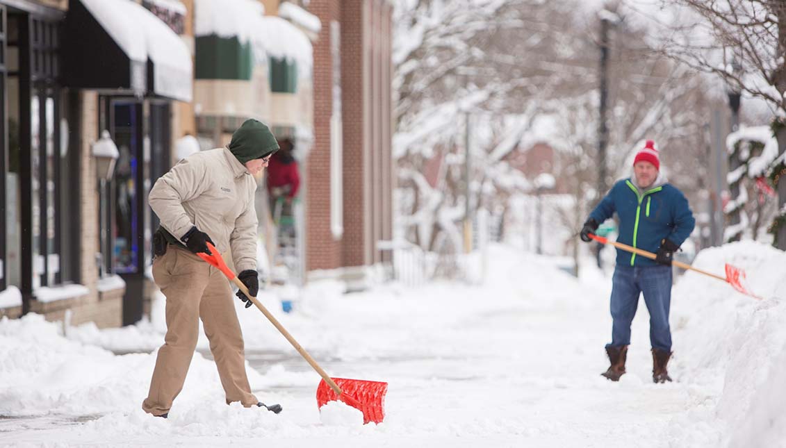 Although the winter in this city west of New York is freezing, Buffalo is a small climate Gaul. Could it become a refuge only for the rich? Via Newsweek.