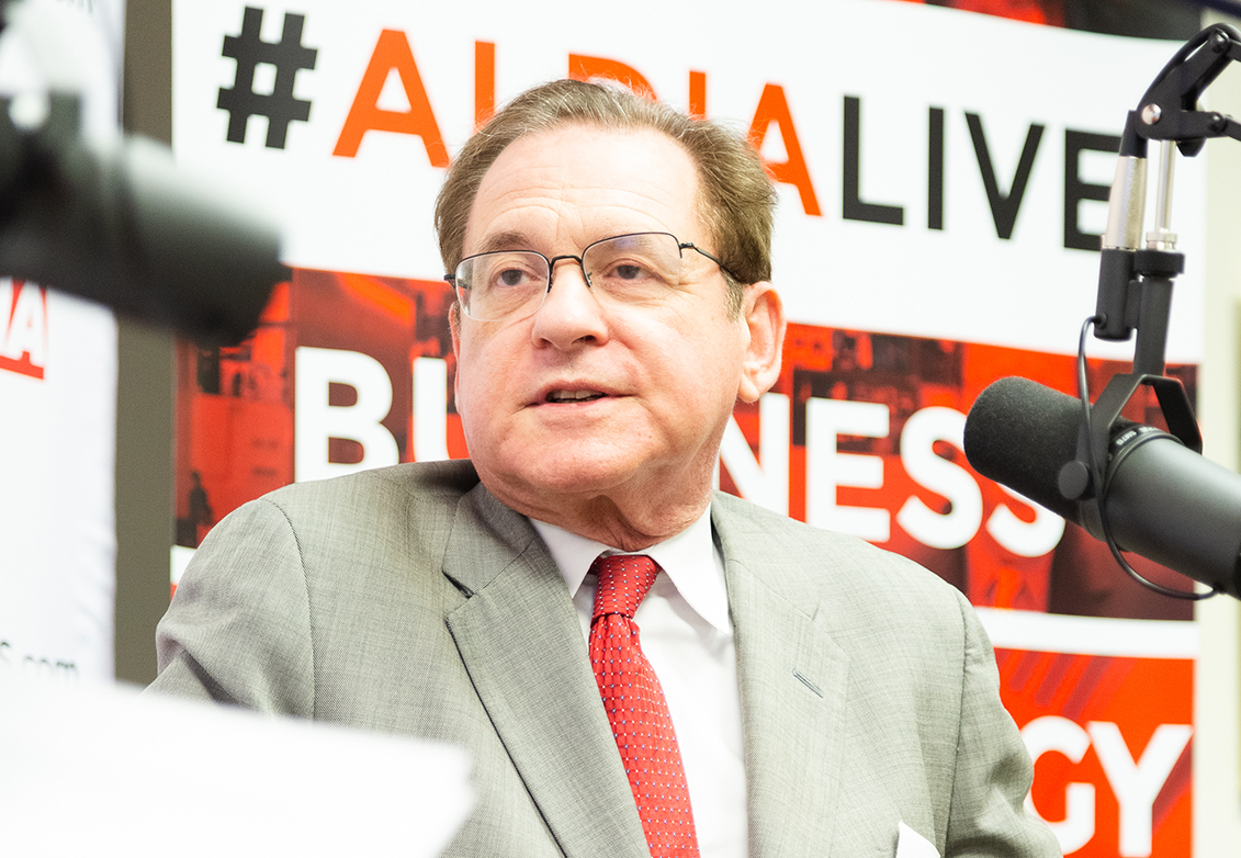 Former Philadelphia City Controller Alan Butkovitz speaks with AL DÍA reporter Lee Nentwig on his candidacy for mayor in the Democratic primary election.