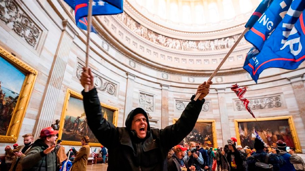 Famosos en Estados Unidos reaccionan al asalto al Capitolio.  Foto EFE