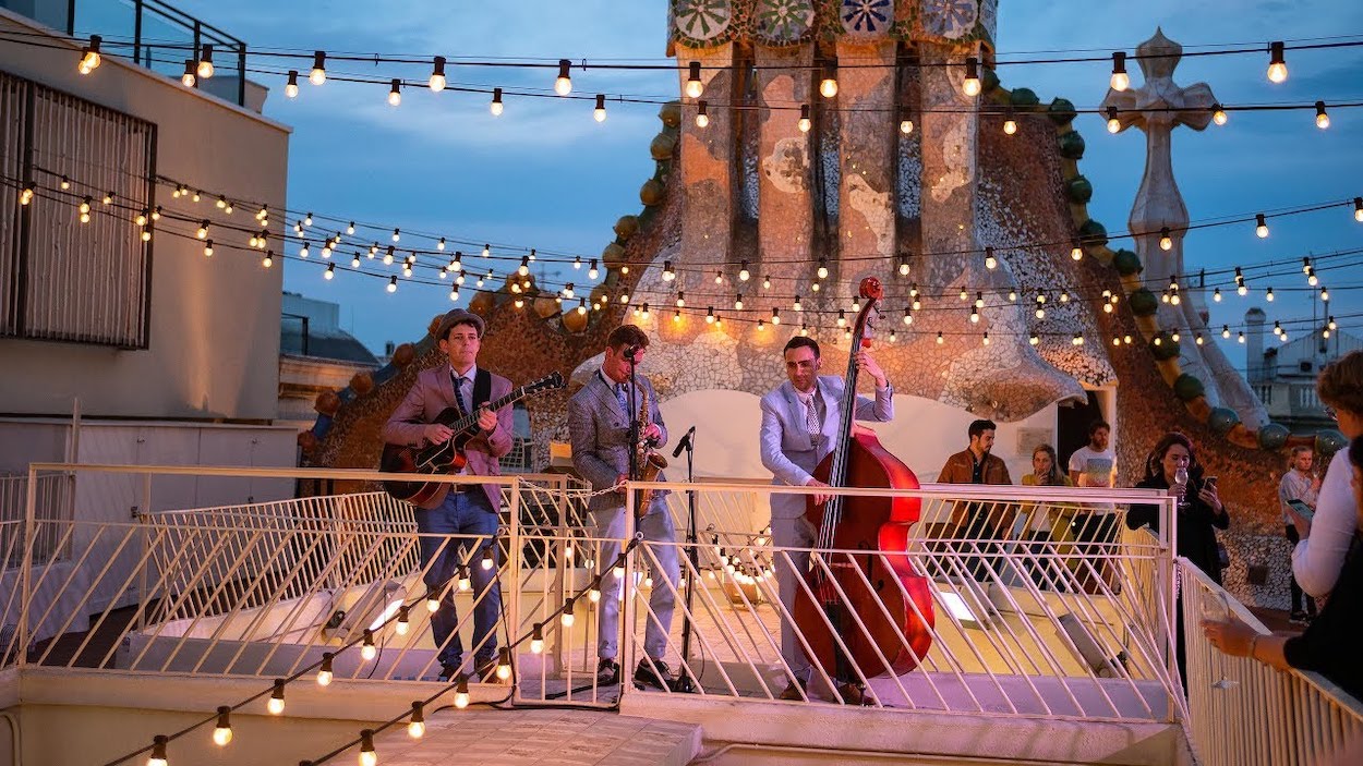 Terrace of Casa Batlló during a Jazz concert.