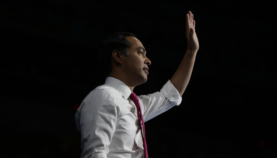 DES MOINES, IA - NOVEMBER 01: Former Secretary of Housing and Presidential candidate Julian Castro waves during The Iowa Democratic Party Liberty & Justice Celebration on November 1, 2019 in Des Moines, Iowa. (Photo by Joshua Lott/Getty Images)