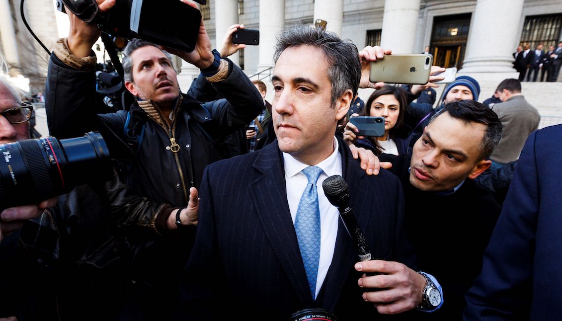 Michael Cohen, exabogado personal del presidente estadounidense, Donald Trump, abandona el tribunal federal de Nueva York, Estados Unidos, el 29 de noviembre de 2018. Cohen se declaró culpable de haber mentido al Congreso de Estados Unidos durante la investigación de la trama rusa que lleva el fiscal especial Robert Mueller. EFE/Justin Lane