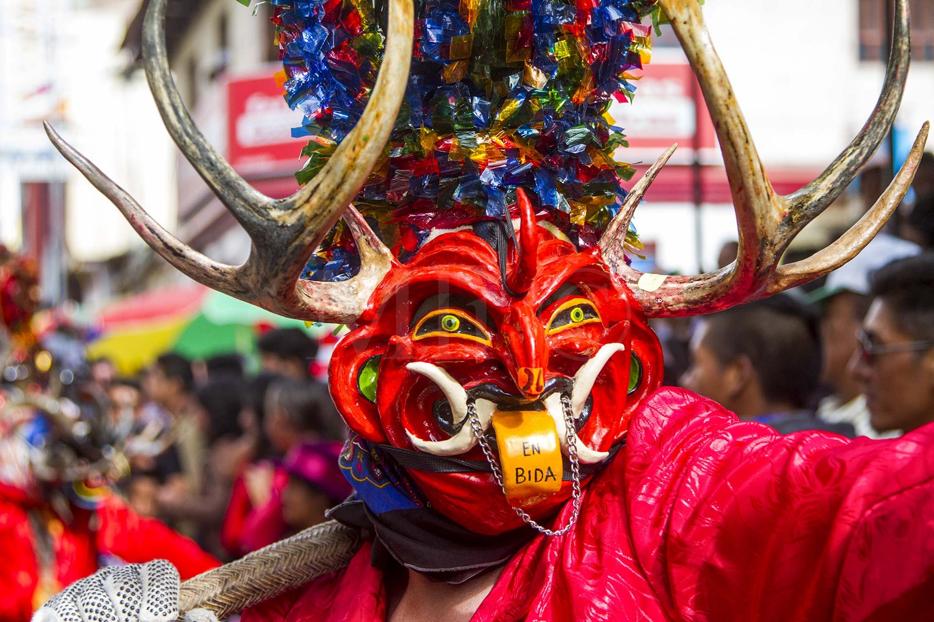 Uno de los personajes de la "Diablada Pillareña" en Ecuador. Foto de Diego Paredes para Millenio.