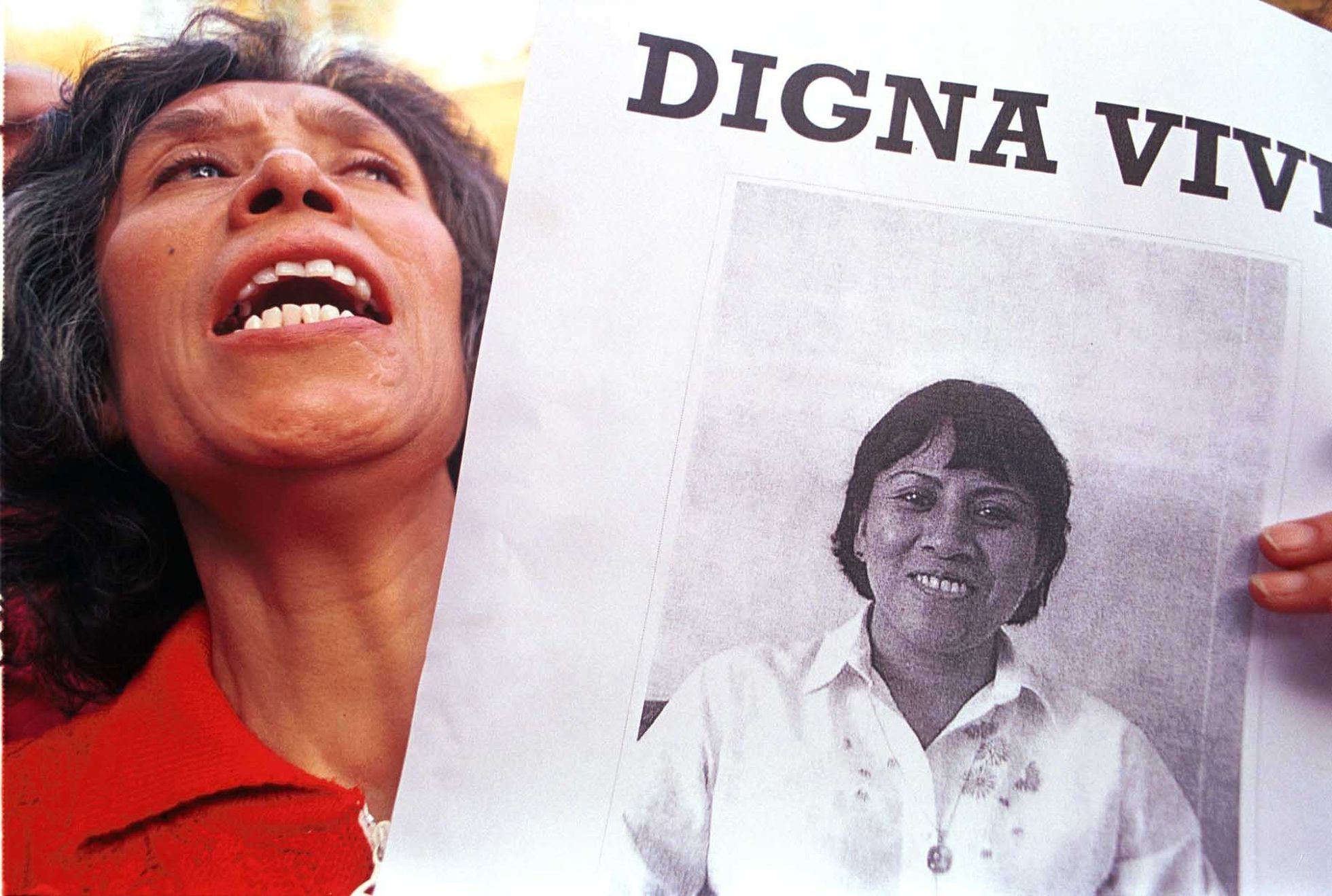 File image, protest to condemn the death of Digna Ochoa. Photo Christian Palma, Cuartoscuro.