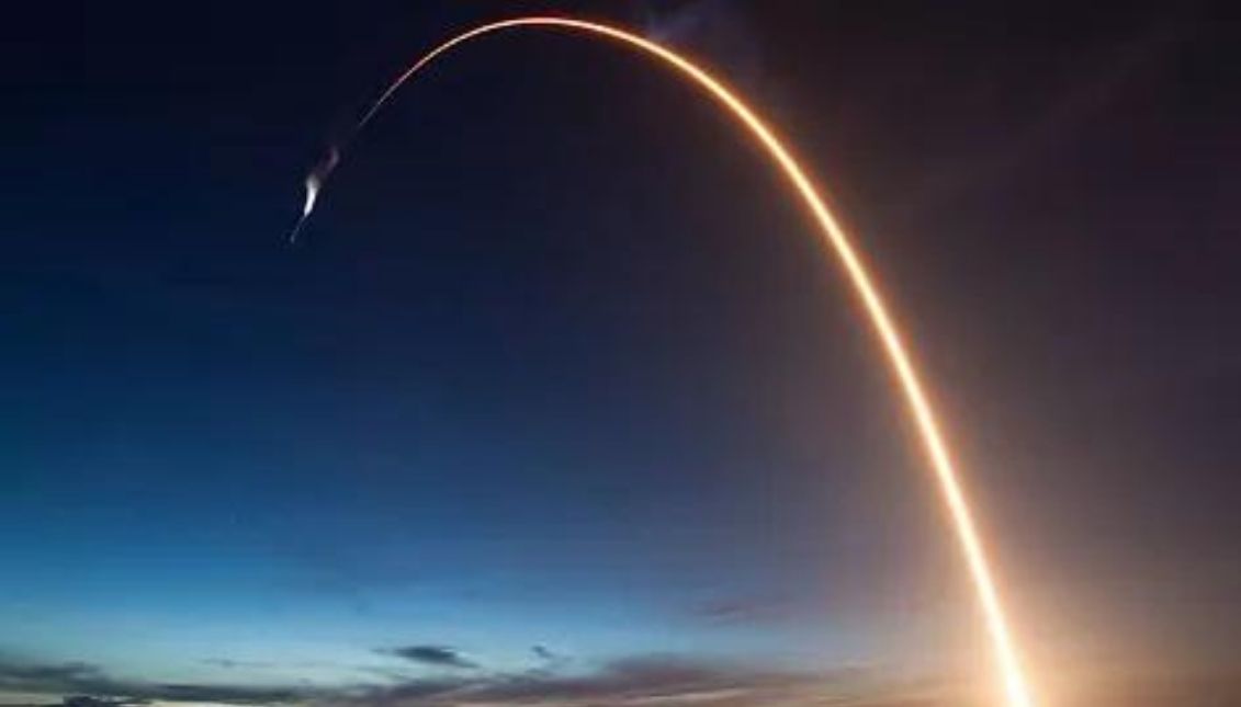 Despegue de un cohete Falcon 9 en 2018. Foto: NASA