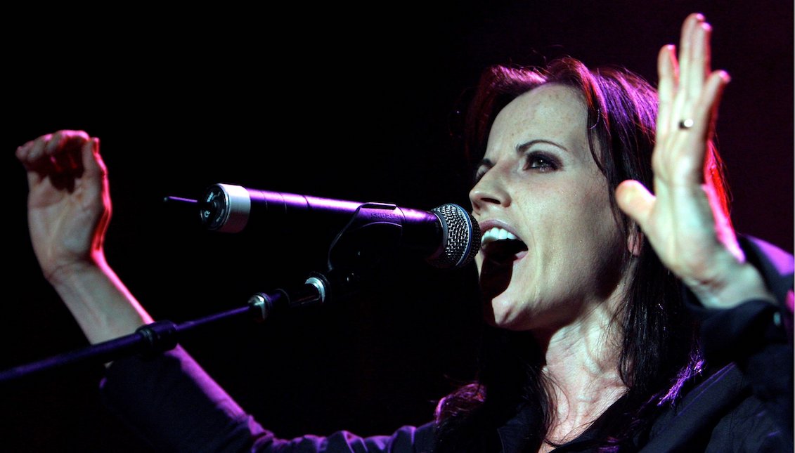 Stock image of the singer of the musical group The Cranberries, Dolores O'Riordan, during a performance of her solo tour in Zurich, Switzerland, on June 1, 2007. The Irish singer has died on Monday, January 15, 2018, at 46. EFE / WALTER BIERI​​​​​​​