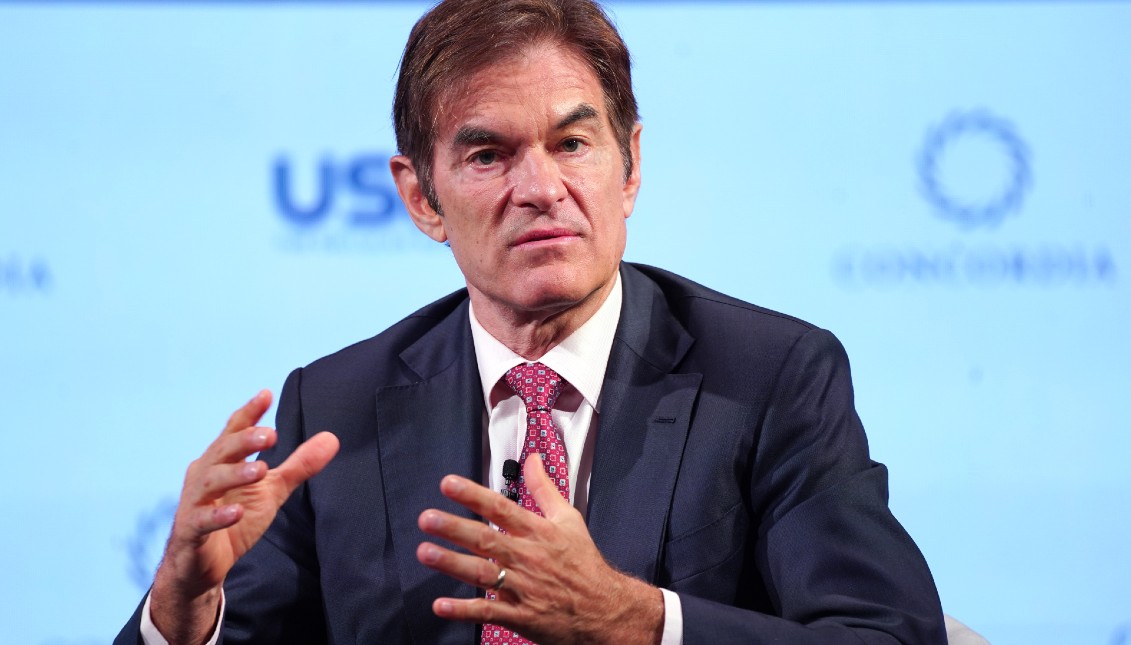  Dr. Mehmet Oz joins the list of celebrities dabbling in politics.Photo: Getty Images