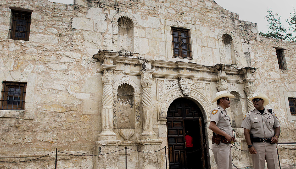 More than 200 people died during the Battle of El Alamo in 1836. Via: Bloomberg / Getty Images.