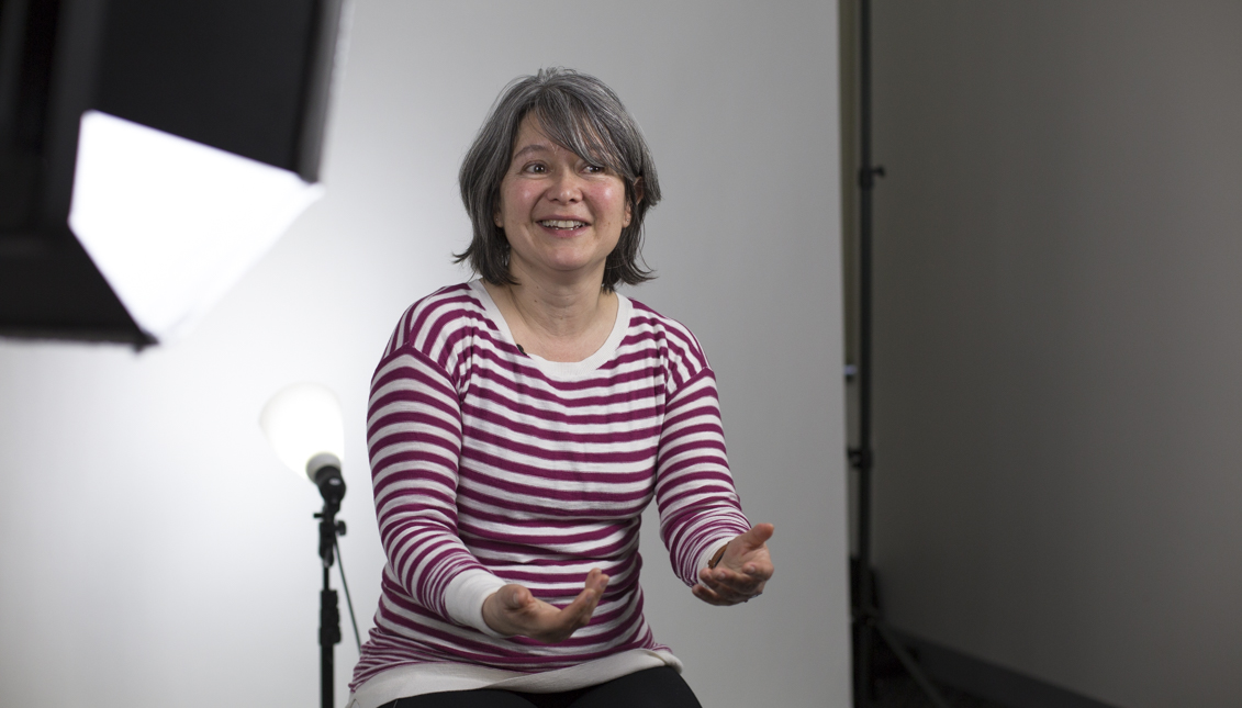 Emma Restrepo hosts Para Ti Mujer, the only radio program in Philadelphia with a gender and Latino focus. Photo: Samantha Laub / AL DÍA News