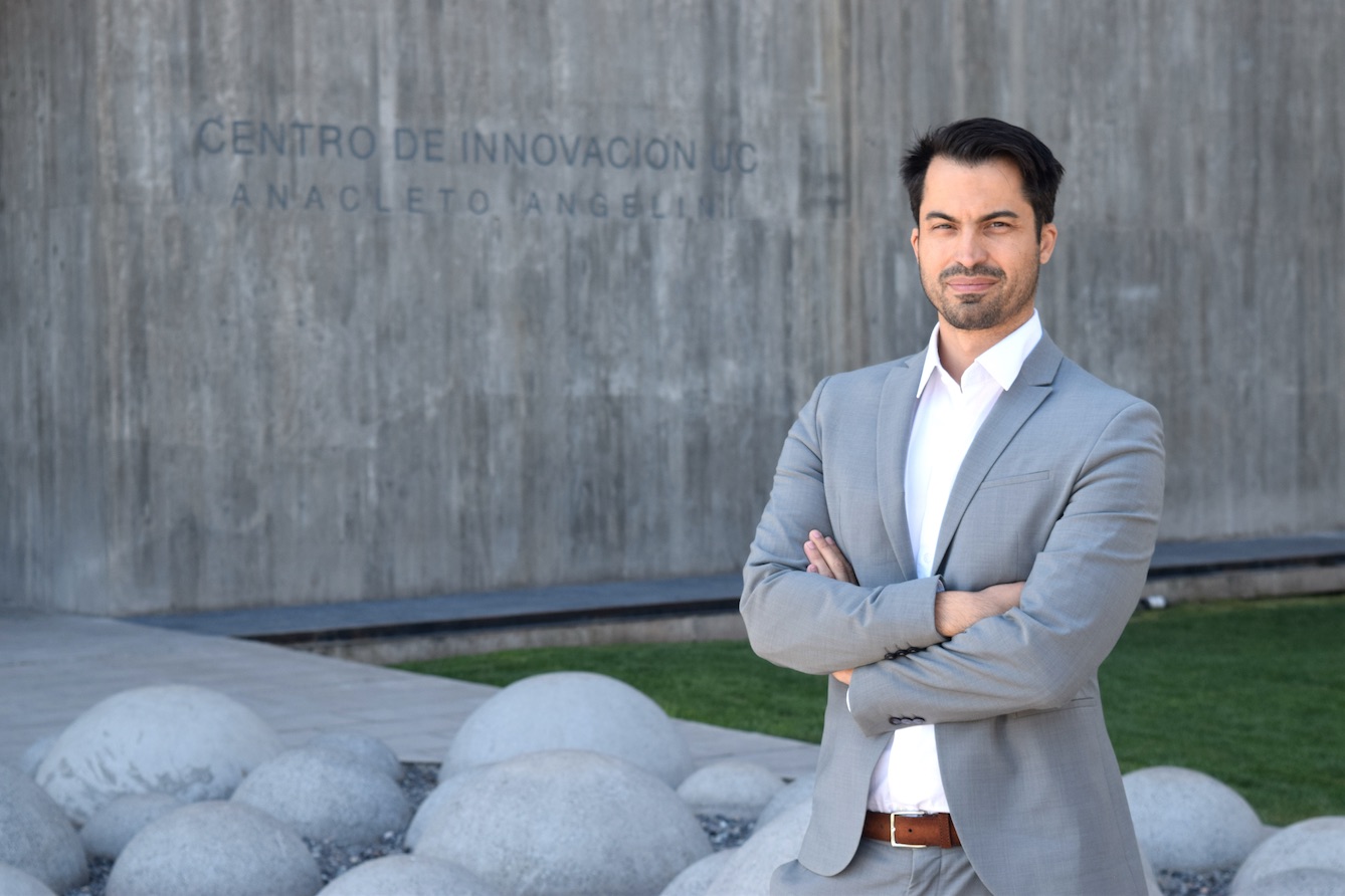 Ryan Bethencourt es un ejemplo de los emprendedores latinos que han tenido un impacto en la economía del país. En la actualidad existen 4,4 millones de empresas creadas por latinos en EE.UU. Foto: Cortesía del Centro de Innovación de UC