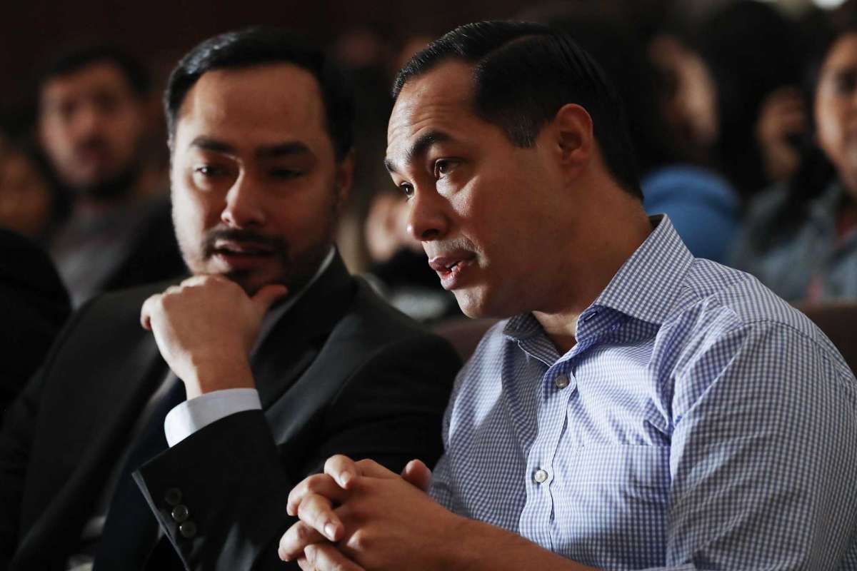 Texas leaders Joaquin and Julian Castro lead the calls for Ted Cruz’s resignation. Photo: Mario Tama/Getty Images