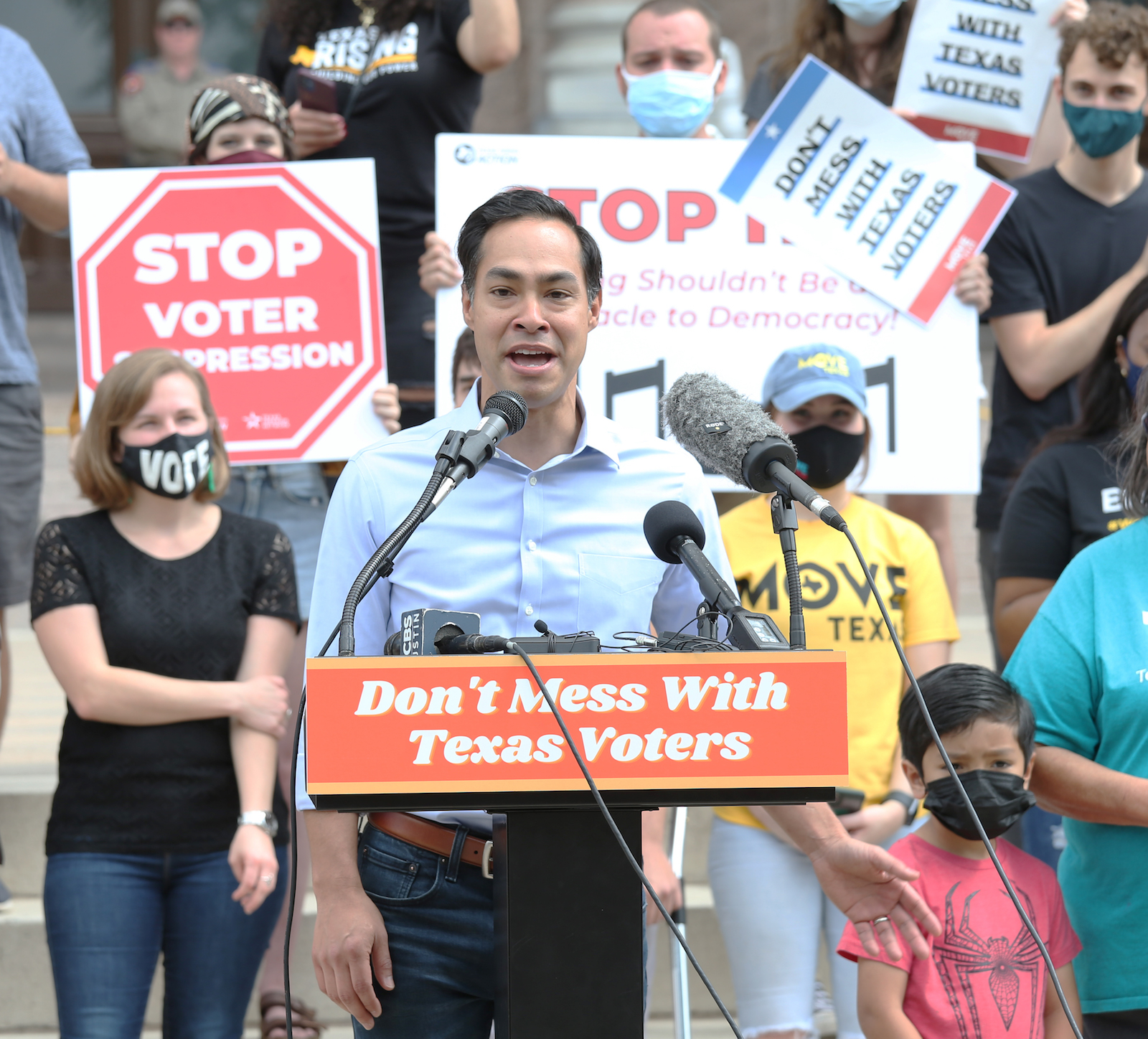 Texas Democrats walked out of a legislative session on Sunday night, blocking an election reform bill that would have restricted voter access. Photo: Julián Castro speaks during the "Texans Rally For Our Voting Rights" event at the Texas Capitol Building on May 8, 2021 in Austin, Texas. GARY MILLER / GETTY IMAGES
