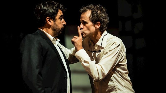 Image of the play "Hamlet" adapted by Argentine director Marcelo Díaz. 