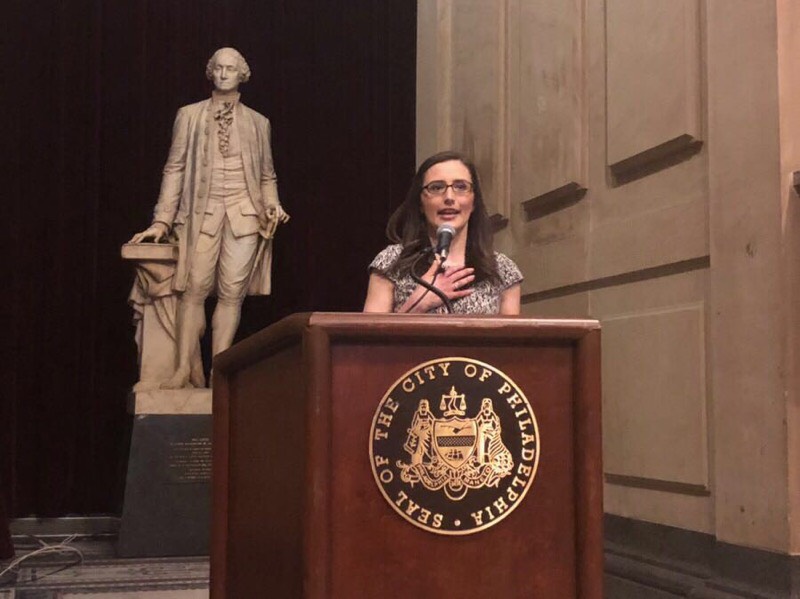 Miriam Enriquez, Director of Immigrant Affairs for the City of Philadelphia, accepting the La Justicia Award. Photo Credit: Sandra Rodriguez/ AL DÍA News