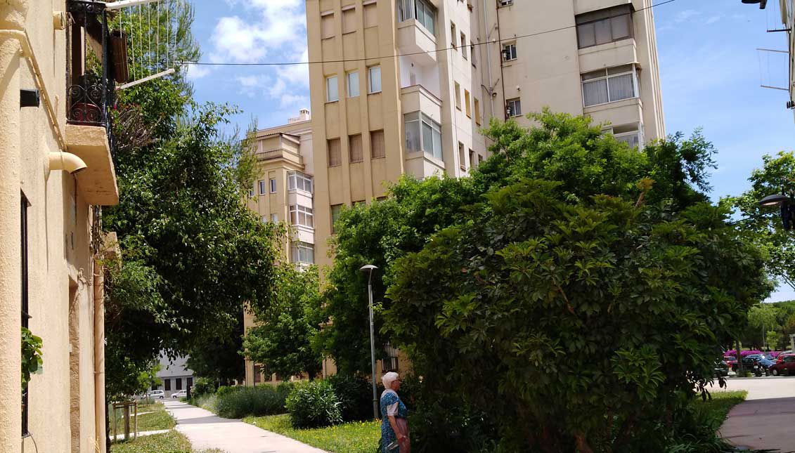 In the 1950s, Barcelona City Hall expropriated the land where Assumpta's house is located to implement a new urban development plan for Poblenou. This old working-classs neighborhood by the seaside has become one of Barcelona's most trendy areas. Foto: Andrea Rodés