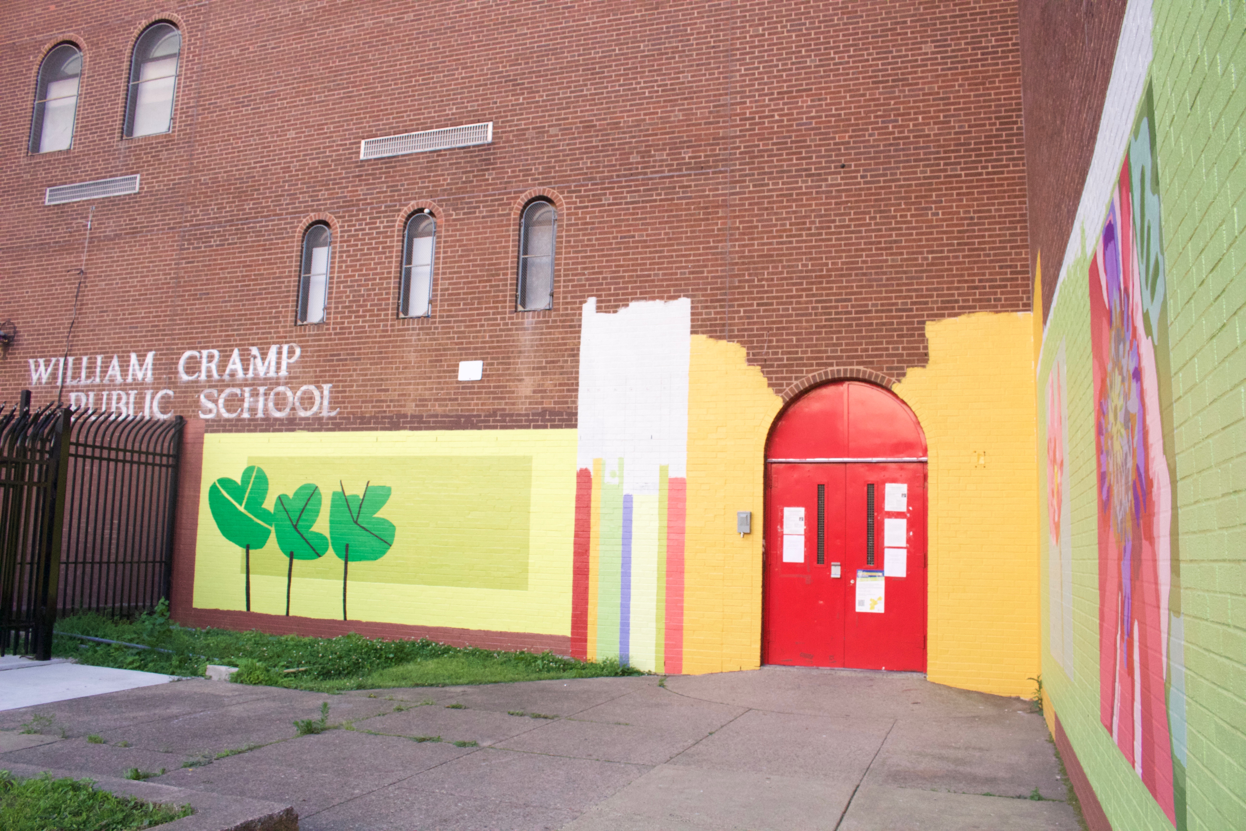 William Cramp Elementary School in North Philadelphia is one of the 12 community schools in the city which hosted adult education classes for community members this spring. Photo: Emily Neil / AL DÍA News