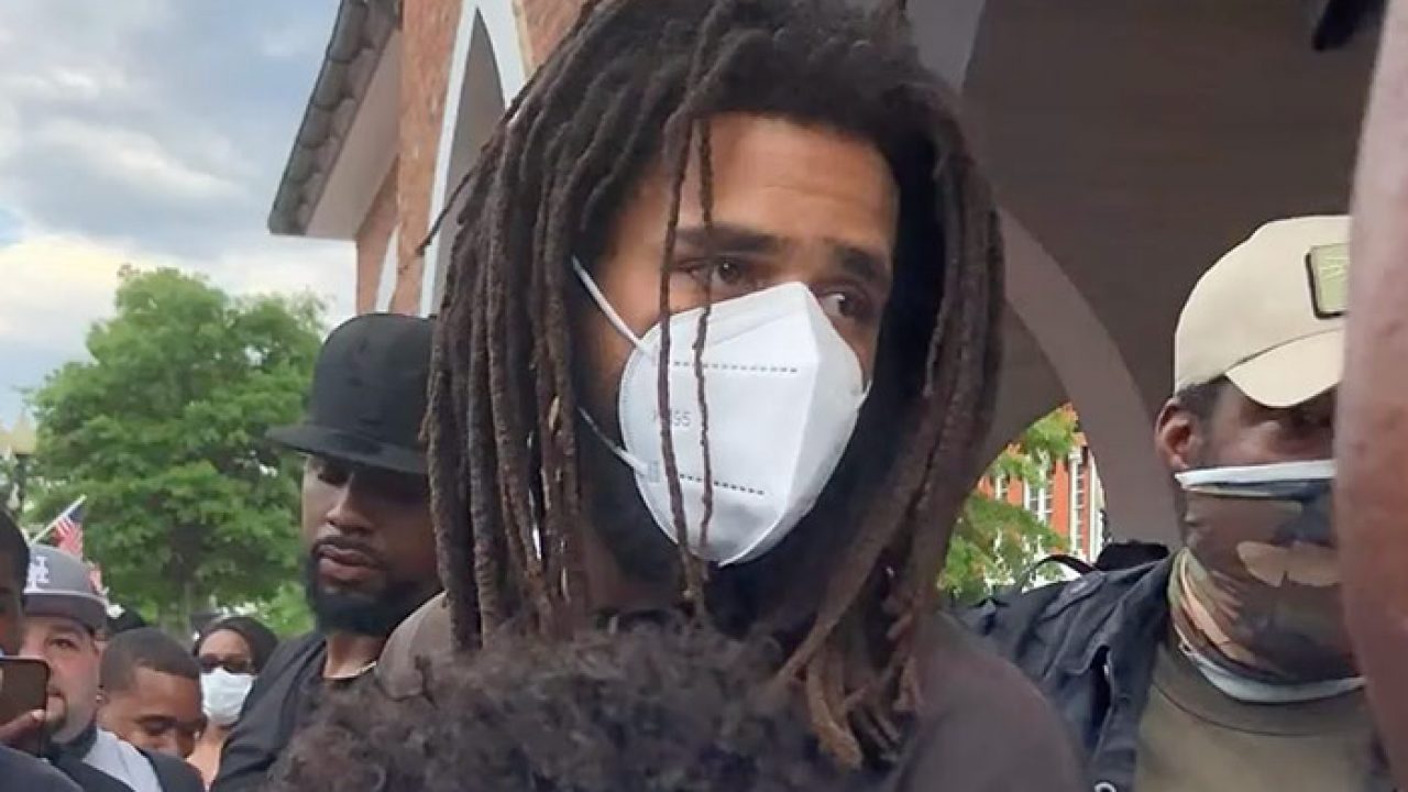 Photo: https://www.rap-up.com/2020/05/31/j-cole-george-floyd-protest/