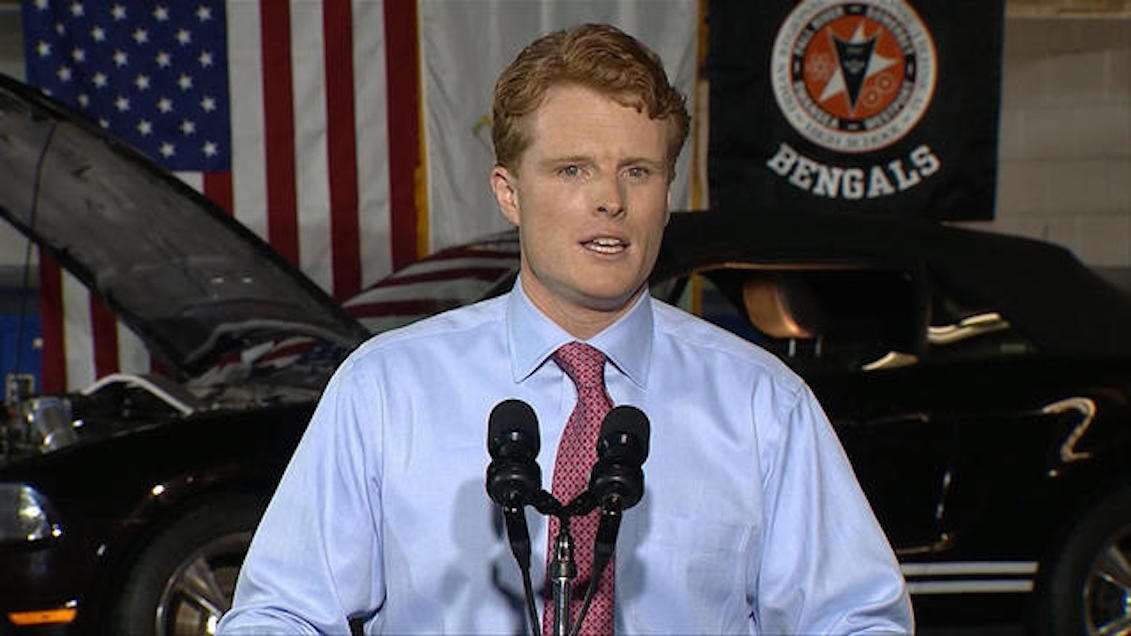 El Representante de Massachusetts, Joe Kennedy III, da un discurso en respuesta al Estado de la Unión de Donald Trump. 