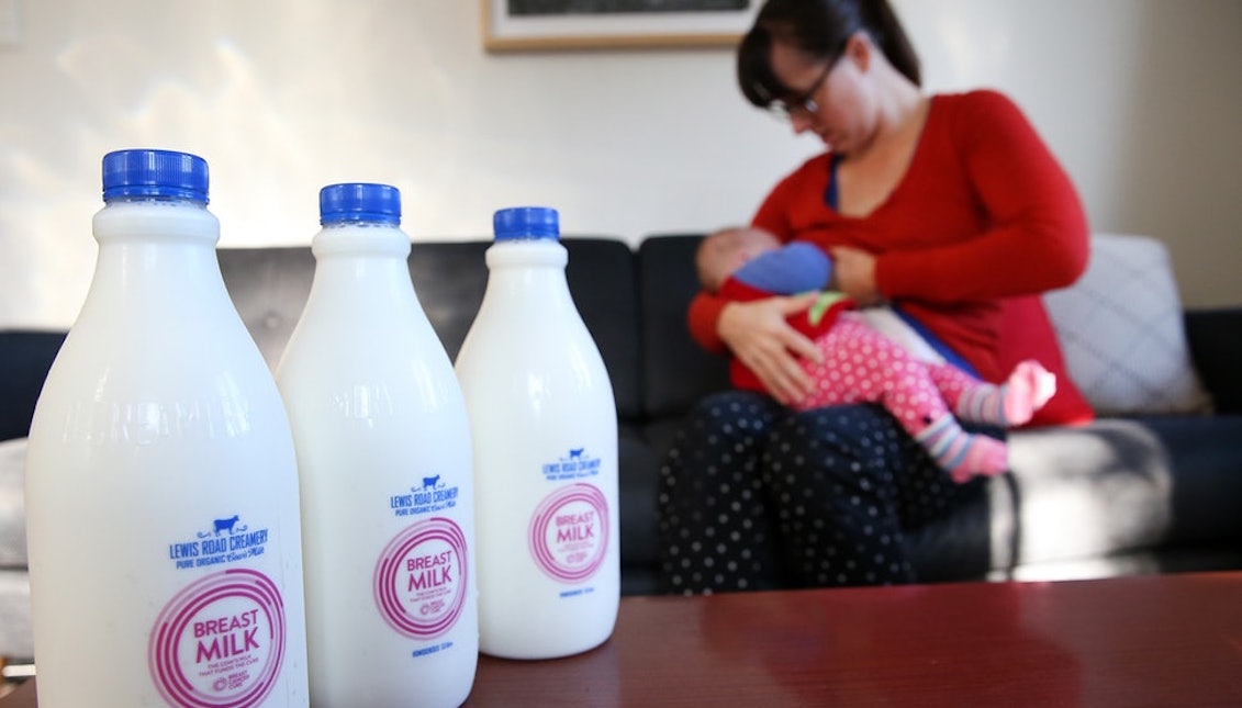 The United States rejected a resolution favorable to breastfeeding and threatened the country that introduced it. Images of Fiona Goodall / Getty Images News / Getty.