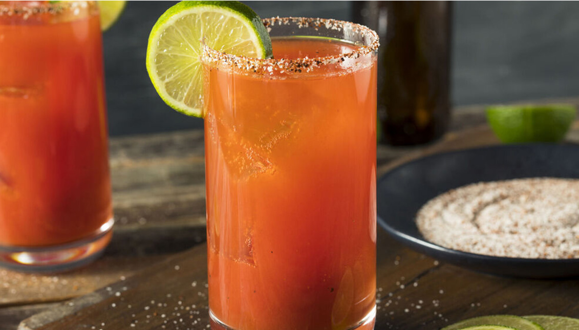 Micheladas y margaritas que puedes hacer en casa. Photo: Shutterstock.