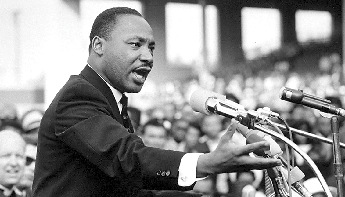 MLK insistió a los líderes civiles latinx para que se unieran a la Marcha sobre Washington, ya que sentía ambas luchas hermanadas. Photo: AFP