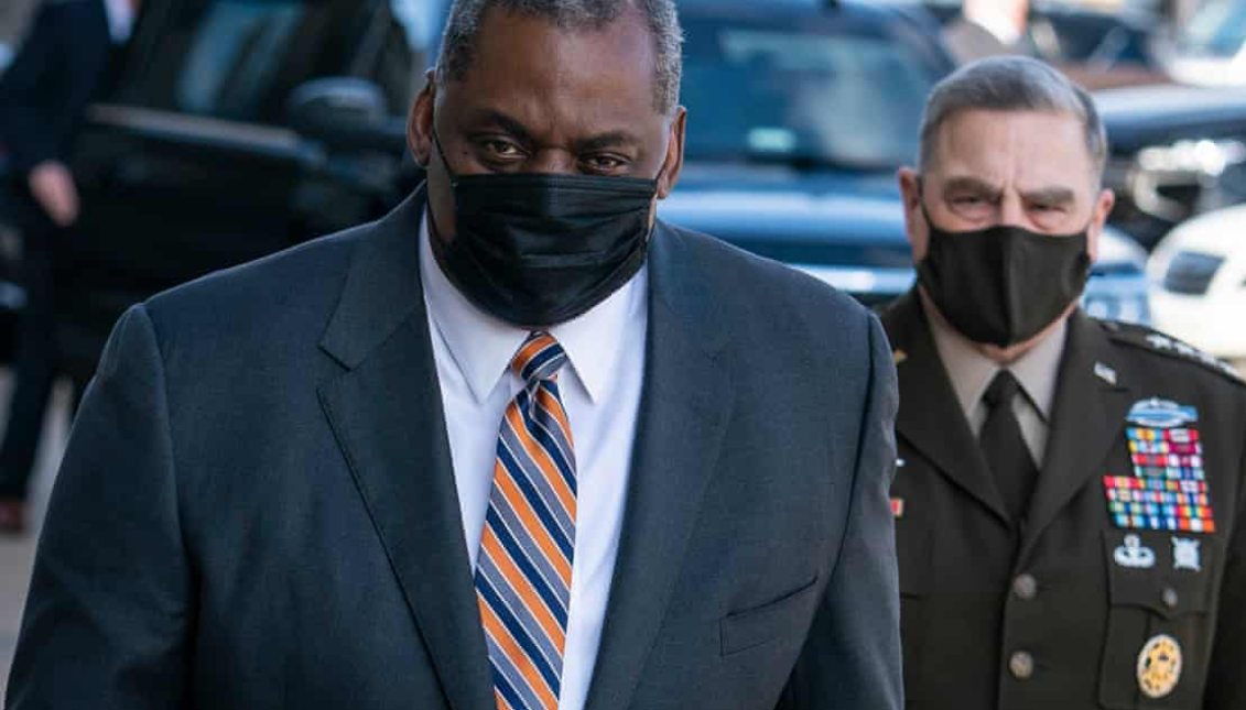 Lloyd Austin arrives at the Pentagon on his first day in his new role. Photo: Sarah Silbiger/Getty Images