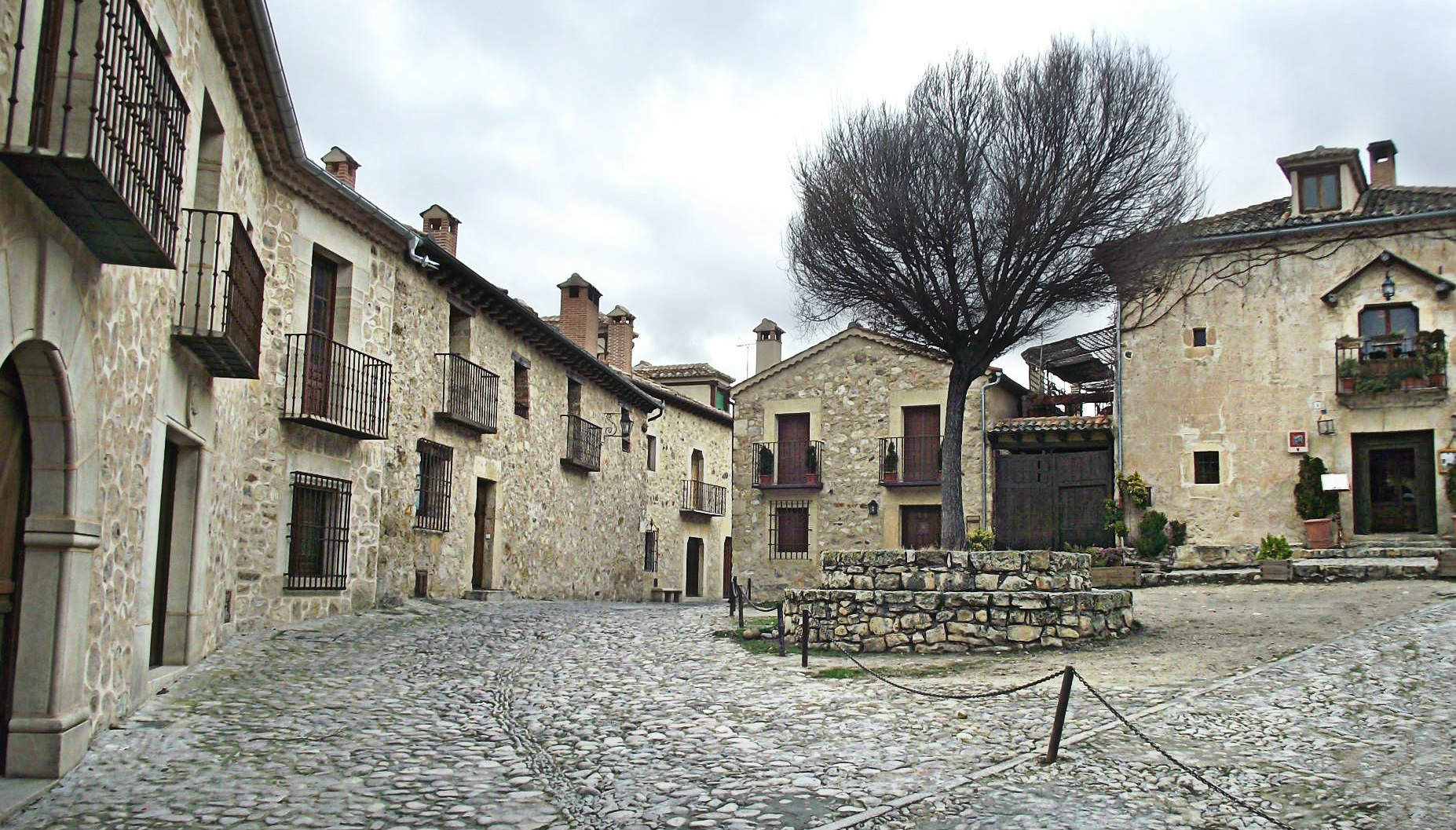 Las calles de Pedraza. Foto: Alma-81