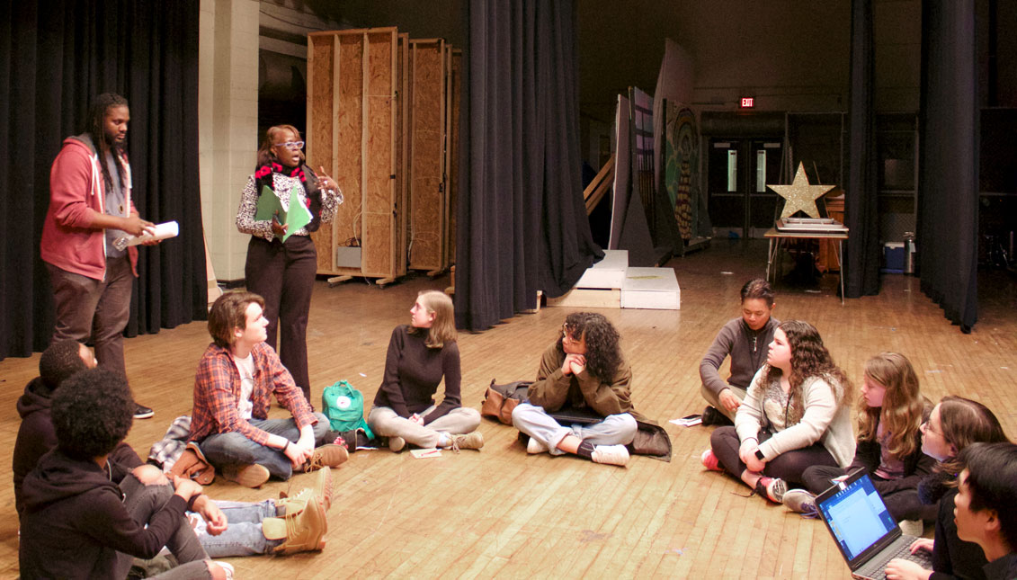 Students gathered in smaller groups to discuss safe spaces, anti-violence work, and trauma. Photo: Emily Neil / AL DÍA News