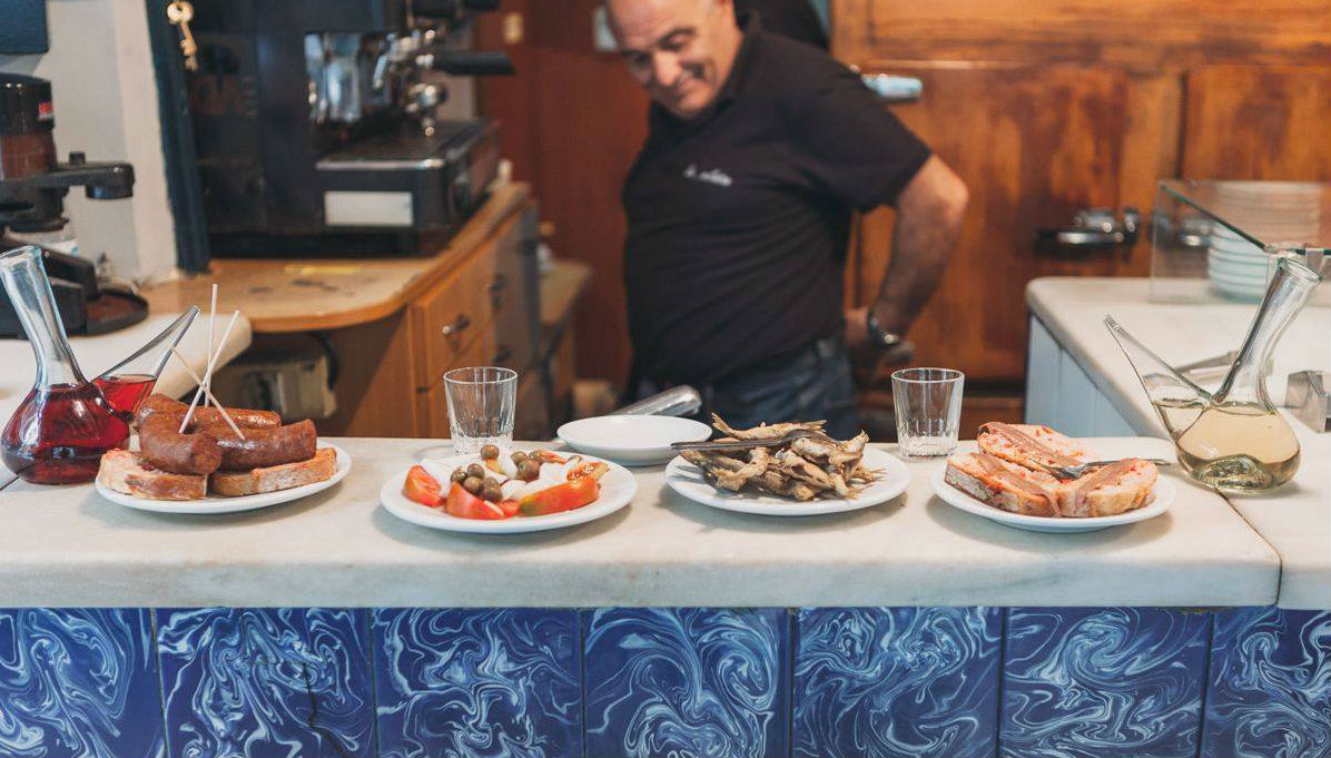 El Bar La Plata es uno de los bares más tradicionales de Barcelona. Foto: Elevator Beat
