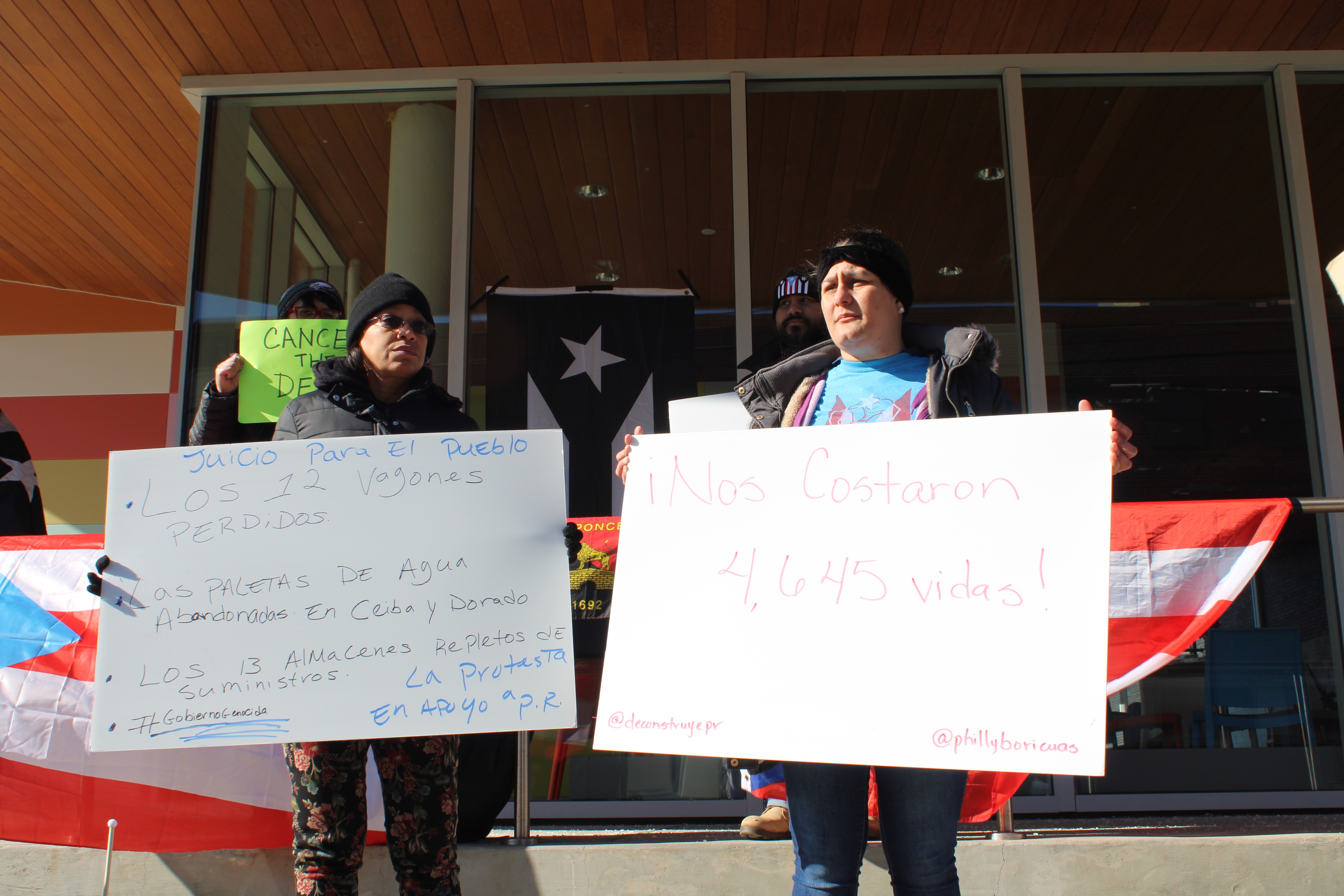 Protesters gather outside of Taller Puertorriqueño on Jan. 20 to condemn the Puerto Rican government's role in withheld aid discovered in a warehouse in Ponce, Puerto Rico on Jan. 18. Photo: Emily Neil / AL DÍA News 