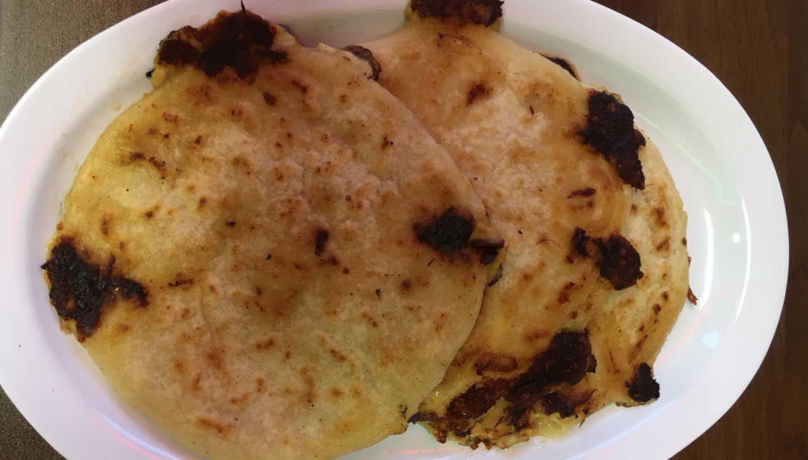 Las pupusas de Pupusería Sabor en el noreste de Filadelfia. Foto: Eli Siegel