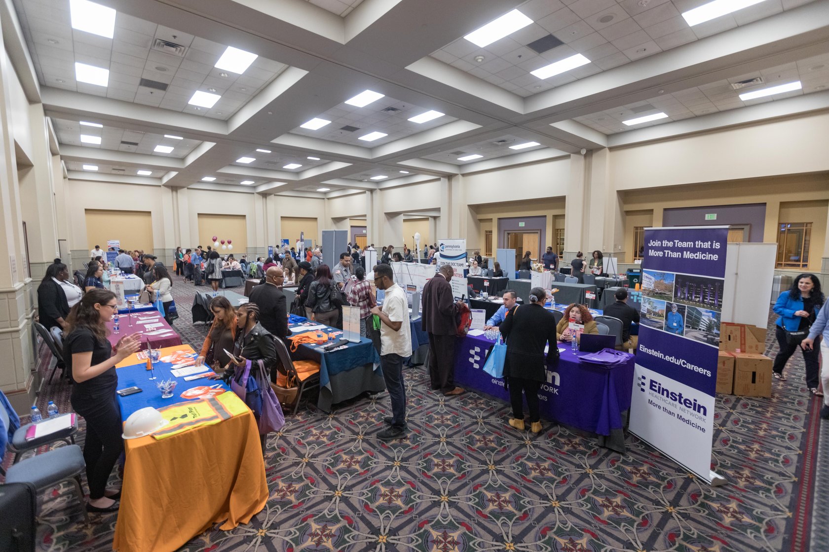 Job seekers and exhibitors in attendance at the 2019 AL DÍA Philadelphia Diverse City Career Fair. Photo: Ed Newton