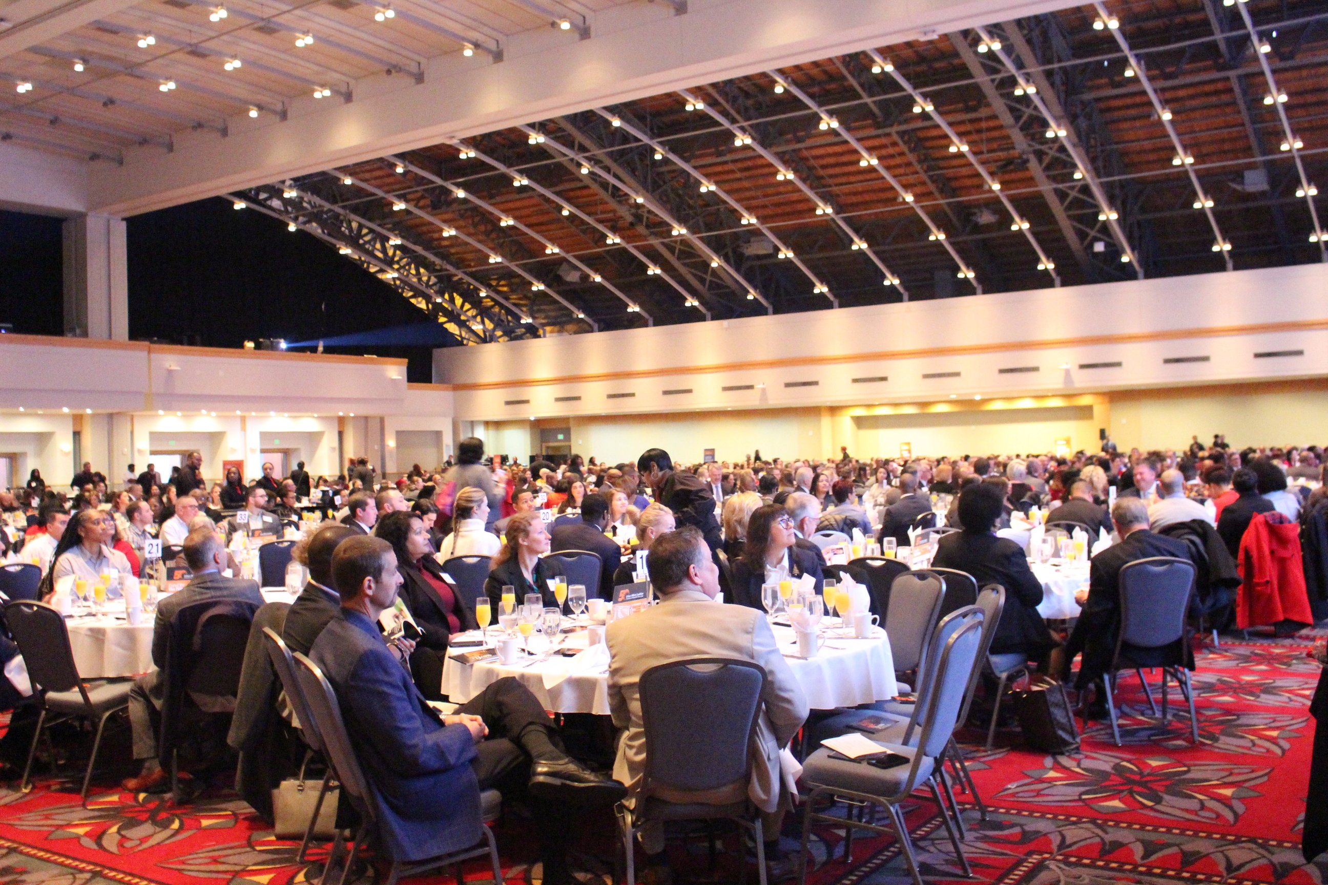 Hundreds of people gathered at the Pennsylvania Convention Center to celebrate the Urban Affairs Coalition's 50th anniversary during its annual breakfast on Friday, Nov. 22. Photo: Jensen Toussaint/AL DÍA News. 