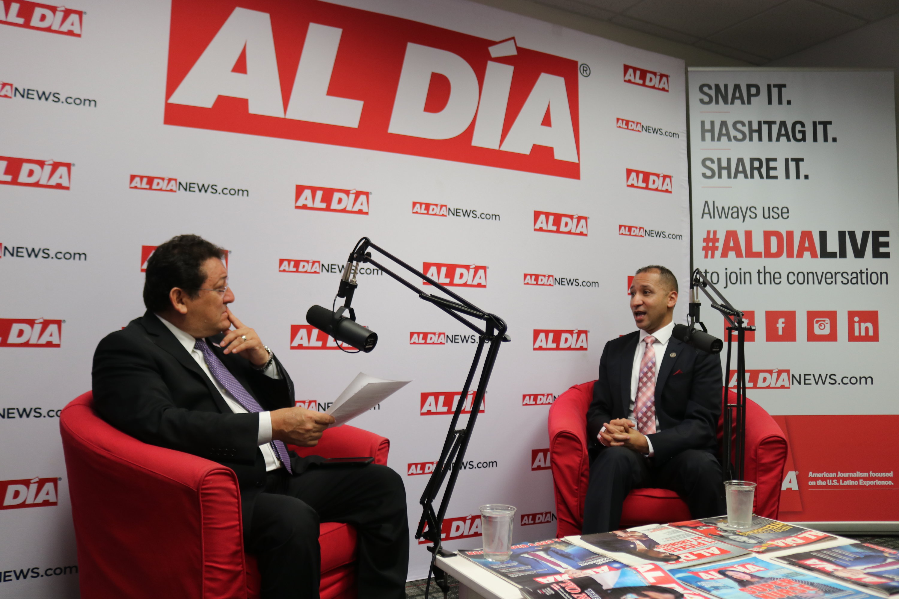 Damian Rivera, CEO of ALPFA, visited the AL DÍA newsroom on Sept. 25. Photo: Nigel Thompson/AL DÍA News.