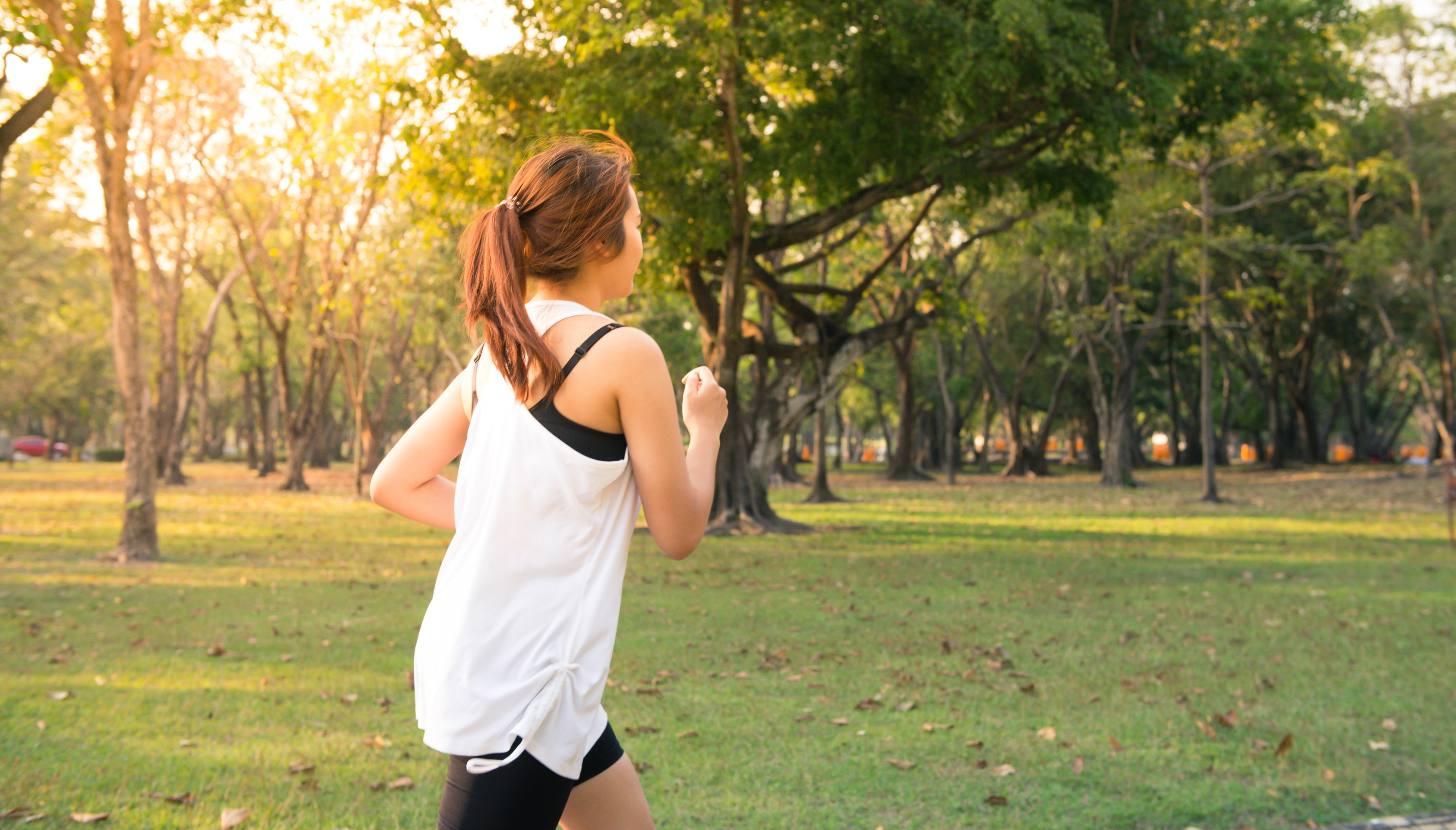 El running puede ser un deporte de riesgo. Antes de comenzar una rutina deportiva, es necesario visitar al médico. Foto: Tirachard Kumtanom
