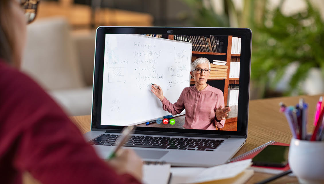 Virtual Learning affects Latinx student disproportionately Photo: Getty Images
