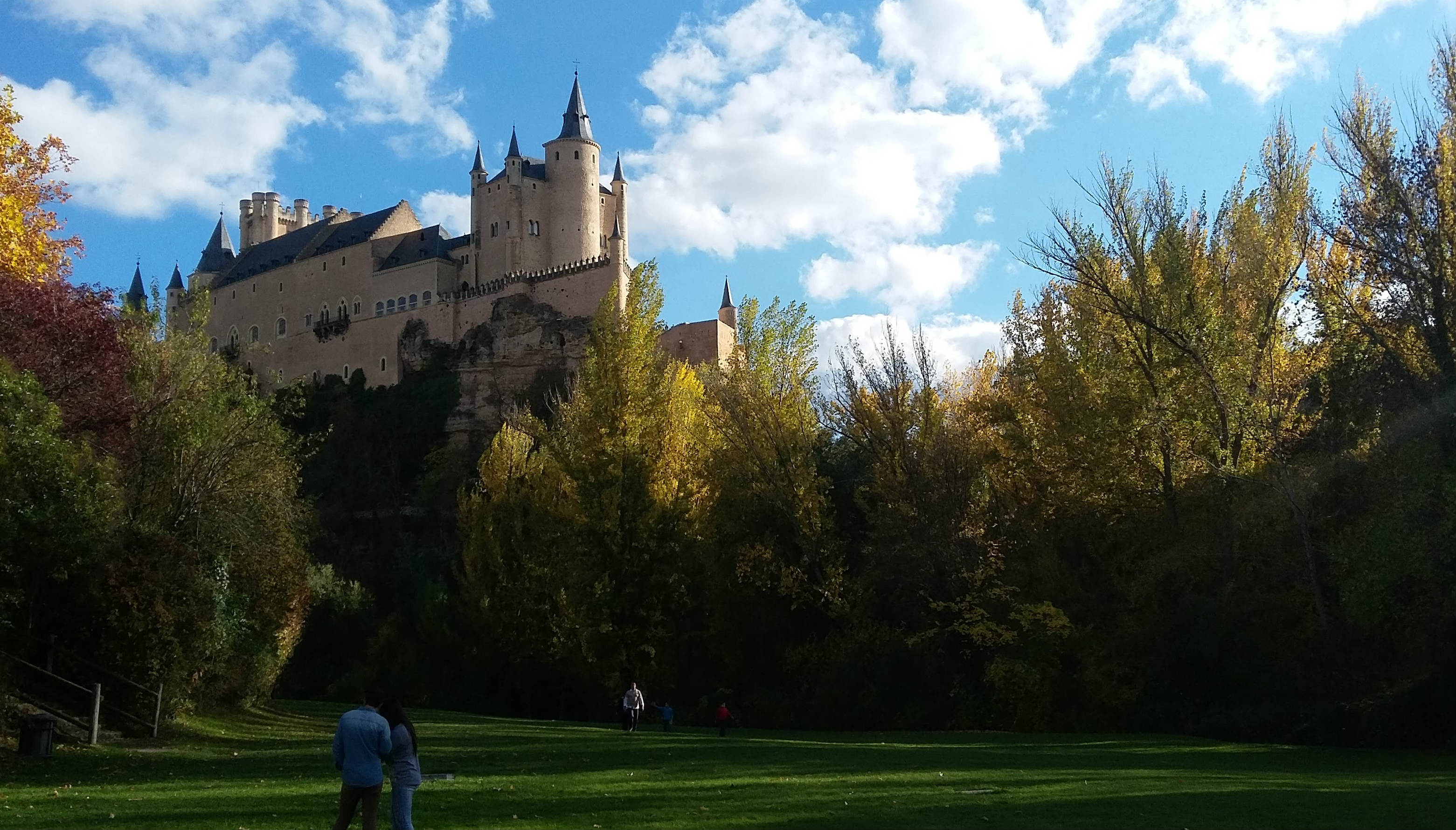 Una de las bellas panorámicas de Segovia. Foto: Sander Morais