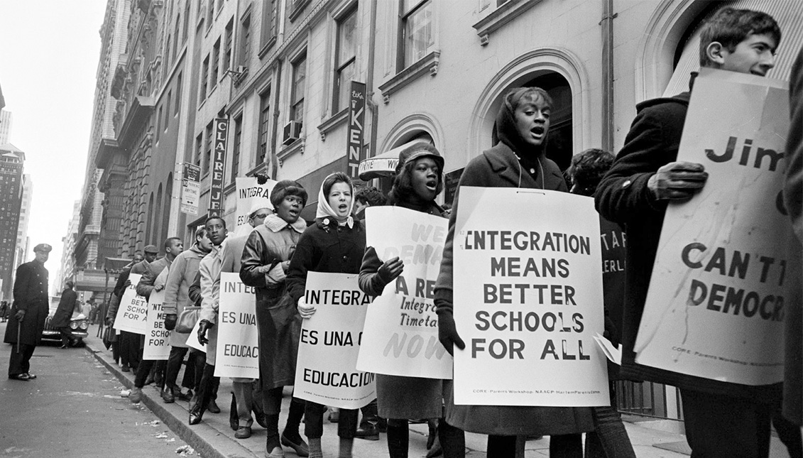 Estudiantes llevando carteles como parte de un boicot escolar en toda la ciudad el 3 de febrero de 1964. Photo: Eddie Hausner/The New York Times