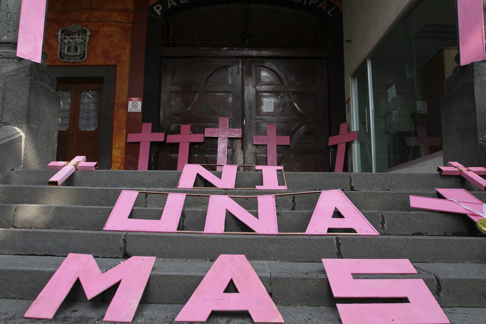 International Women's Day intervention in Mexico City. Photo by Mario Guzmán. 