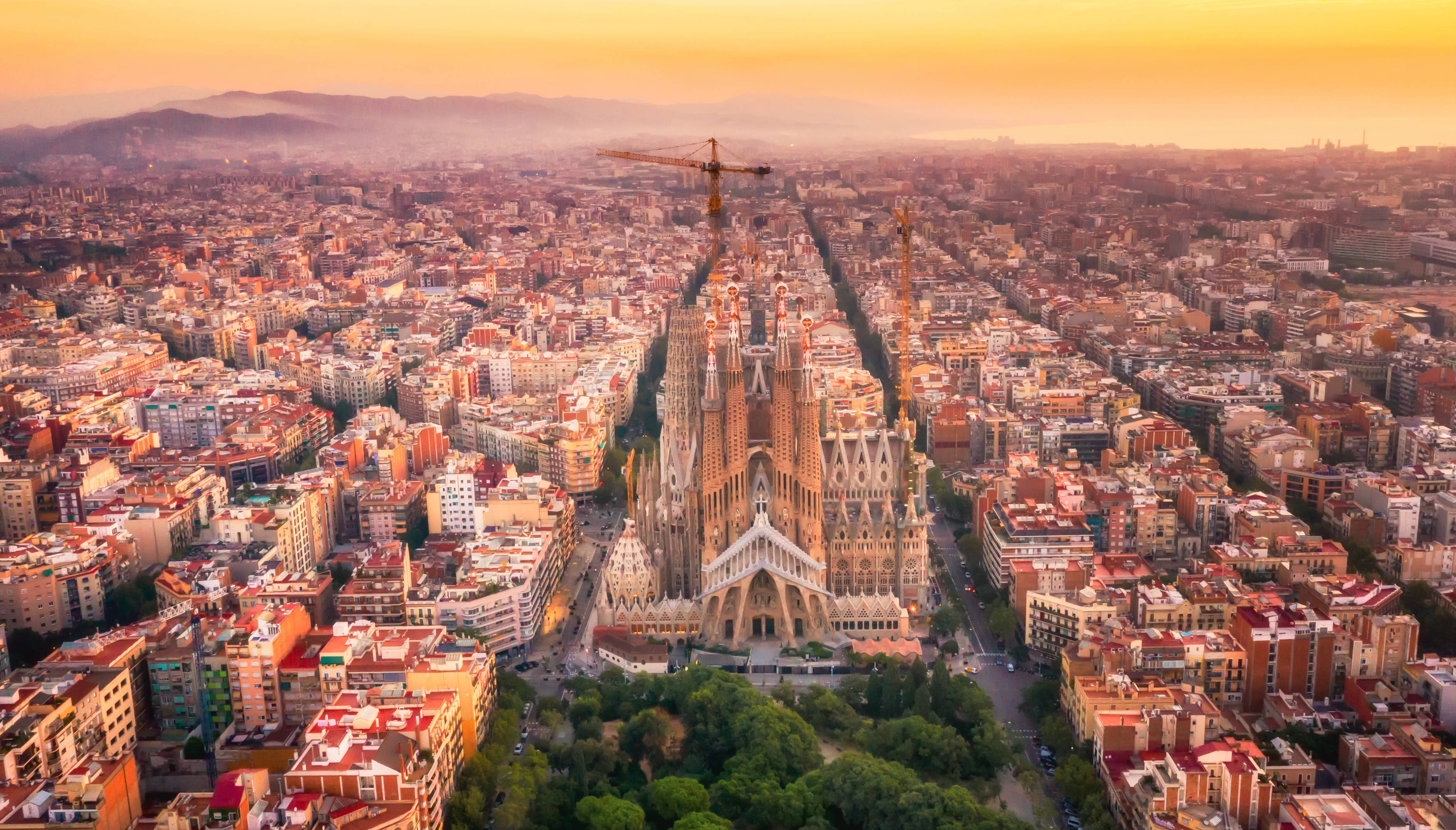 Una ruta de tapas de lujo, la mejor manera de disfrutar de Barcelona.